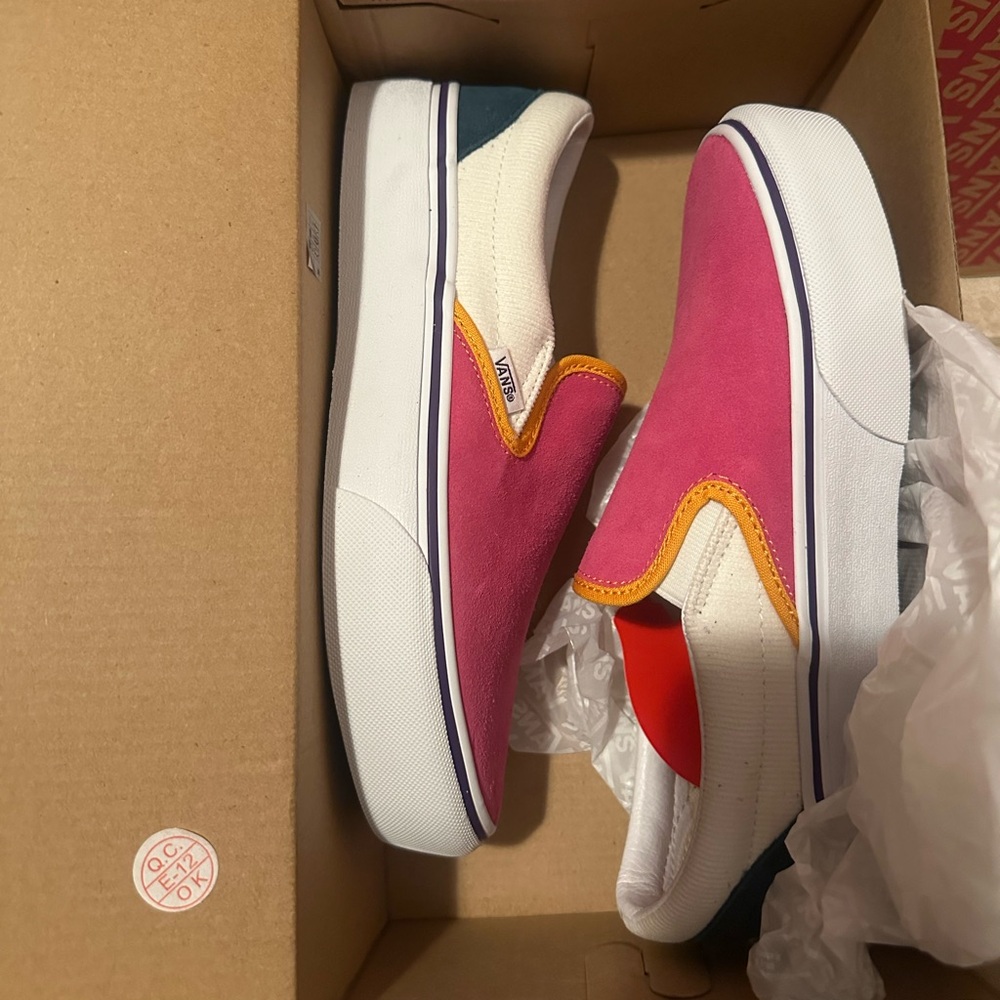 Vans slip on platform